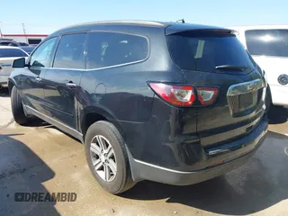 2015 Chevrolet Traverse LT z VIN 1GNKRHKD3FJ299202, wystawiony jako IAAI lot #42510371 z przebiegiem Nie podano mil oraz . Historia ofert i sprzedaży dostępna na DreamBid. Obrazek 3.