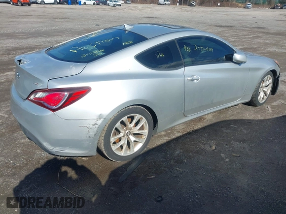 2013 Hyundai Genesis Coupe R-Spec with VIN KMHHT6KD7DU096698, listed as a IAAI auction lot 41604486 with Not provided miles and . Bid and sale history available at DreamBid. Image 4.