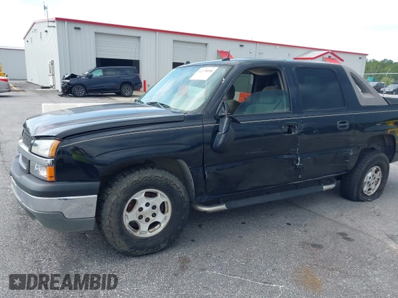 2005 Chevrolet Avalanche LS with VIN 3GNEC12Z25G223620, listed as a IAAI auction lot 42278098 with 263,073 mi miles and . Bid and sale history available at DreamBid. Image 6.