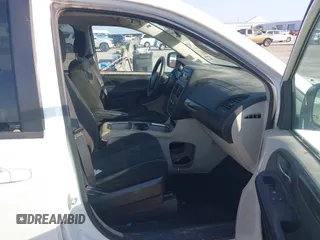 2016 Dodge Grand Caravan SXT with VIN 2C4RDGCG6GR204783, listed as a IAAI auction lot 42094898 with 132,454 mi miles. Bid and sale history available at carsss.com. Image 5.