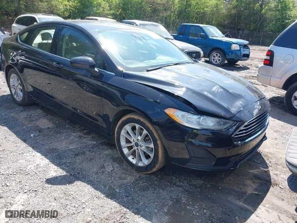 2019 Ford Fusion SE with VIN 3FA6P0HD8KR159354, listed as a IAAI auction lot 41998638 with 72,631 mi miles. Bid and sale history available at carsss.com. Image 1.