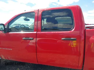 2007 Chevrolet Silverado 1500 LS with VIN 2GCEK13CX71549778, listed as a IAAI auction lot 41707503 with 223,349 mi miles. Bid and sale history available at carsss.com. Image 15.
