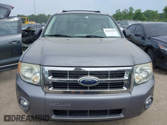 2008 Ford Escape XLT с VIN 1FMCU931X8KB99581, выставлен на аукционе IAAI как лот 42681620 с пробегом 117 607 миль миль и . История ставок и продаж доступна на DreamBid. Изображение 13.