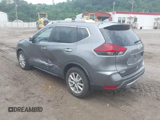 2019 Nissan Rogue SV с VIN KNMAT2MT7KP560345, выставлен на аукционе IAAI как лот 42435122 с пробегом 60 595 миль миль и . История ставок и продаж доступна на DreamBid. Изображение 3.