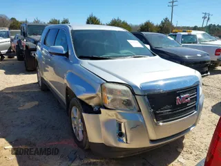 2013 GMC Terrain SLE with VIN 2GKFLREK4D6392918, listed as a IAAI auction lot 41781766 with 225,880 mi miles. Bid and sale history available at carsss.com. Image 1.