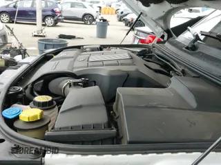 2013 Land Rover Range Rover Sport SC z VIN SALSH2E40DA800038, wystawiony jako IAAI lot #42152992 z przebiegiem 119 438 mil mil oraz . Historia ofert i sprzedaży dostępna na DreamBid. Obrazek 20.