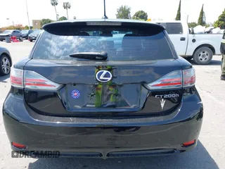 2011 Lexus CT 200h z VIN JTHKD5BH2B2034282, wystawiony jako IAAI lot #42163651 z przebiegiem 201 669 mil mil oraz . Historia ofert i sprzedaży dostępna na DreamBid. Obrazek 16.