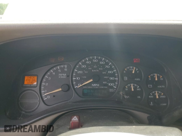 2002 GMC Yukon XL SLT z VIN 1GKFK16Z52J265501, wystawiony jako Copart lot #54234715 z przebiegiem 283 203 mil mil oraz Szkody całkowita. Historia ofert i sprzedaży dostępna na DreamBid. Obrazek 9.