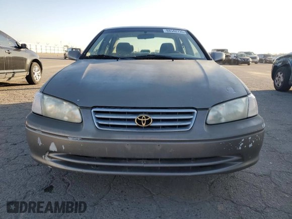 2001 Toyota Camry CE with VIN 4T1BG22K01U078895, listed as a Copart auction lot 88542735 with 225,579 mi miles and Clean Title. Bid and sale history available at carsss.com. Image 5.