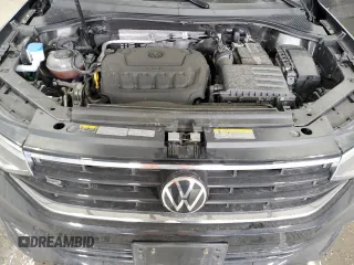 2022 Volkswagen Tiguan SE R-Line Black with VIN 3VV8B7AX6NM168877, listed as a Copart auction lot 47400525 with 21,601 mi miles and Salvage Title. Bid and sale history available at DreamBid. Image 12.