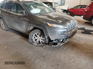 2014 Jeep Cherokee Latitude with VIN 1C4PJMCS4EW272815, listed as a IAAI auction lot 41616504 with 97,613 mi miles and . Bid and sale history available at carsss.com. Image 6.