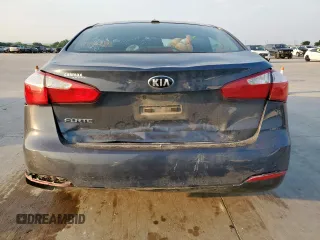 2016 Kia Forte LX z VIN KNAFX4A63G5551727, wystawiony jako Copart lot #57062515 z przebiegiem 131 419 mil mil oraz Szkoda całkowita • Salvage title. Historia ofert i sprzedaży dostępna na DreamBid. Obrazek 6.