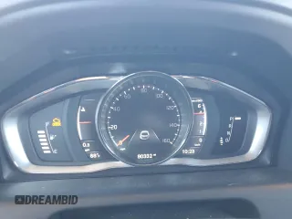 2016 Volvo XC60 T5 Drive-E Platinum с VIN YV440MDM8G2786261, выставлен на аукционе Copart как лот 49130895 с пробегом 80 332 миль миль и Чистый • Clean title. История ставок и продаж доступна на DreamBid. Изображение 9.