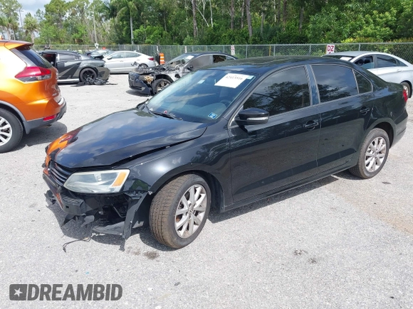 2012 Volkswagen Jetta SE с VIN 3VWDP7AJ4CM392797, выставлен на аукционе IAAI как лот 42413516 с пробегом 183 331 миль миль и . История ставок и продаж доступна на DreamBid. Изображение 2.