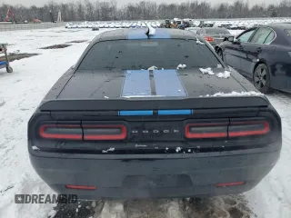 2016 Dodge Challenger R/T Plus z VIN 2C3CDZBT7GH138044, wystawiony jako Copart lot #44763805 z przebiegiem 151 226 mil mil oraz Szkoda całkowita • Salvage title. Historia ofert i sprzedaży dostępna na DreamBid. Obrazek 6.