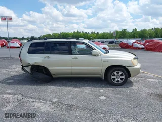 2003 Toyota Highlander with VIN JTEHF21A930130458, listed as a IAAI auction lot 41088031 with 159,749 mi miles. Bid and sale history available at carsss.com. Image 13.