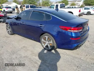 2019 Kia Optima LX with VIN 5XXGT4L38KG365515, listed as a IAAI auction lot 41829120 with 86,510 mi miles. Bid and sale history available at carsss.com. Image 3.