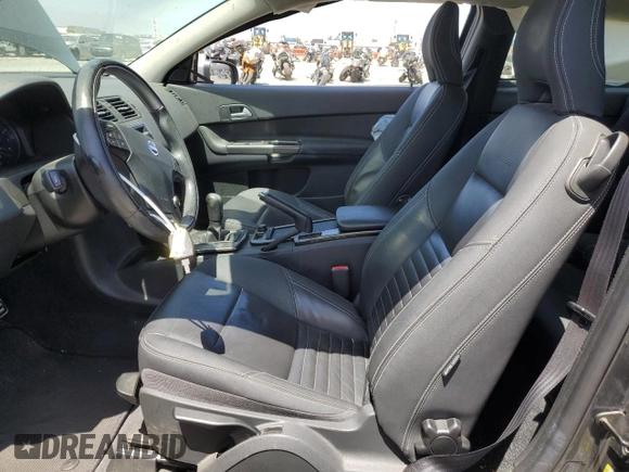 2013 Volvo C30 T5 with VIN YV1672MK4D2310752, listed as a Copart auction lot 61304725 with 92,653 mi miles and Salvage title. Bid and sale history available at DreamBid. Image 7.