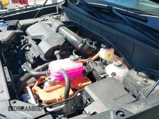 2024 Kia Sorento EX with VIN KNDRHDLG1R5235846, listed as a IAAI auction lot 41830409 with 28,682 mi miles and . Bid and sale history available at DreamBid. Image 18.