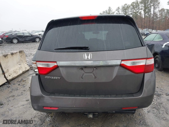 2011 Honda Odyssey EX-L with VIN 5FNRL5H6XBB100535, listed as a IAAI auction lot 41544196 with 261,000 mi miles. Bid and sale history available at carsss.com. Image 16.