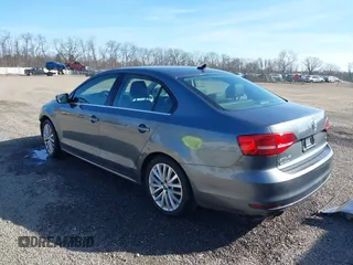 2015 Volkswagen Jetta Sedan 1.8T SE w/Connectivity with VIN 3VWD07AJ2FM312146, listed as a IAAI auction lot 41843238 with 107,741 mi miles. Bid and sale history available at carsss.com. Image 3.