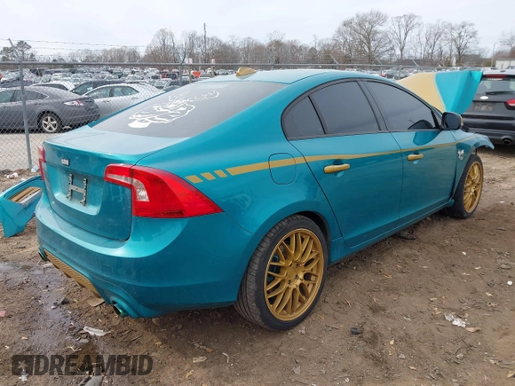 2017 Volvo S60 Dynamic with VIN YV126MFL3H2429594, listed as a IAAI auction lot 41405924 with 1 mi miles. Bid and sale history available at carsss.com. Image 4.