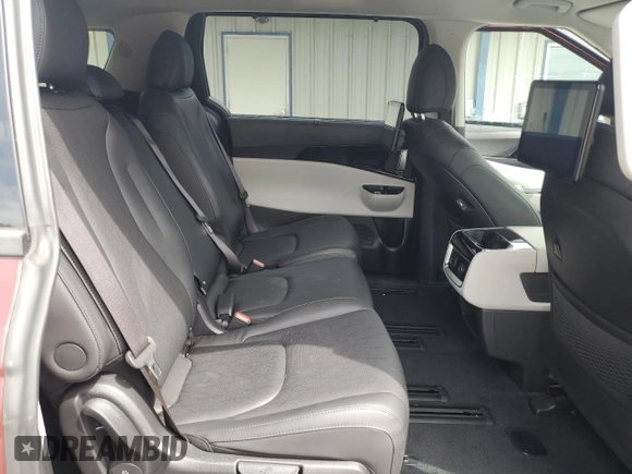 2024 Kia Carnival SX with VIN KNDNE5H37R6305573, listed as a Copart auction lot 70764084 with 23,492 mi miles and Salvage Title. Bid and sale history available at DreamBid. Image 11.