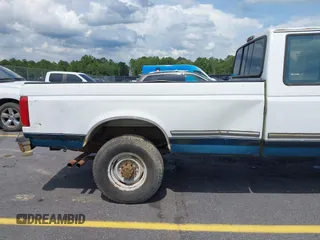 1997 Ford F-250 с VIN 1FTHX26H4VEA03307, выставлен на аукционе IAAI как лот 42491659 с пробегом 177 624 миль миль и . История ставок и продаж доступна на DreamBid. Изображение 12.