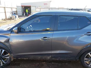 2018 Nissan Kicks S with VIN 3N1CP5CU8JL521236, listed as a IAAI auction lot 41317729 with 92,906 mi miles. Bid and sale history available at carsss.com. Image 14.