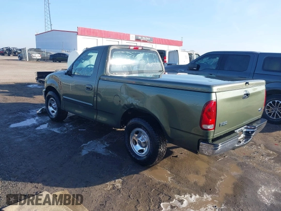 2002 Ford F-150 XL with VIN 1FTRF17W92NB74175, listed as a IAAI auction lot 41204360 with 1 mi miles. Bid and sale history available at carsss.com. Image 3.