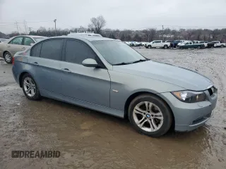 2008 BMW 3 Series 328xi z VIN WBAVC93568K040752, wystawiony jako Copart lot #45042605 z przebiegiem 162 092 mil mil oraz Czysty tytuł • Clean title. Historia ofert i sprzedaży dostępna na DreamBid. Obrazek 4.