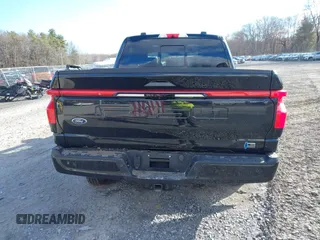 2023 Ford F-150 Lightning Pro с VIN 1FTVW1EV5PWG34863, выставлен на аукционе IAAI как лот 41995387 с пробегом 15 701 миль миль и . История ставок и продаж доступна на DreamBid. Изображение 15.