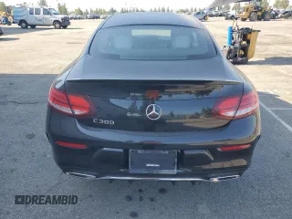 2020 Mercedes-Benz C 300 с VIN WDDWJ8DBXLF976523, выставлен на аукционе Copart как лот 54270915 с пробегом 3 059 миль миль и Списание • Salvage title. История ставок и продаж доступна на DreamBid. Изображение 6.
