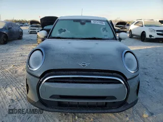 2022 MINI Hardtop 4 Door Cooper z VIN WMW33DK03N2R06435, wystawiony jako Copart lot #42131665 z przebiegiem 29 690 mil mil oraz Szkoda całkowita • Salvage title. Historia ofert i sprzedaży dostępna na DreamBid. Obrazek 5.