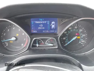 2013 Ford Focus SE with VIN 1FADP3F29DL157950, listed as a IAAI auction lot 41617844 with 128,890 mi miles. Bid and sale history available at carsss.com. Image 7.