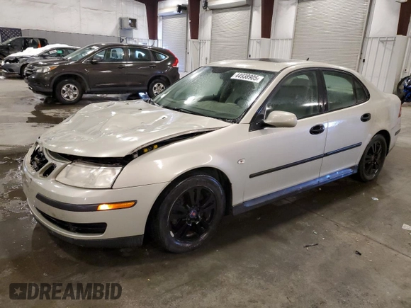 2005 Saab 9-3 Linear with VIN YS3FB45S851032498, listed as a Copart auction lot 44938905 with 204,234 mi miles and Salvage Title. Bid and sale history available at carsss.com. Image 1.