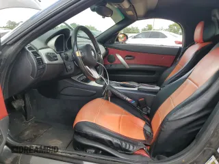 2008 BMW Z4 3.0i with VIN 4USBU33558LW74137, listed as a Copart auction lot 60290095 with 151,979 mi miles and Salvage title. Bid and sale history available at DreamBid. Image 7.