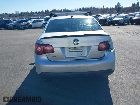 2008 Volkswagen Jetta Sedan SE with VIN 3VWRM71K48M030855, listed as a IAAI auction lot 41740303 with 173,026 mi miles. Bid and sale history available at carsss.com. Image 16.