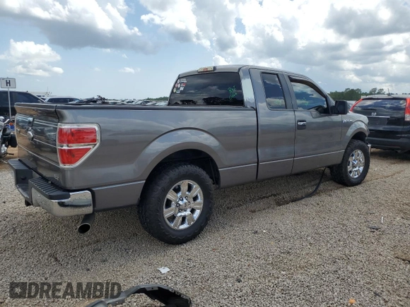 2010 Ford F-150 XL z VIN 1FTFX1CV3AFA18462, wystawiony jako Copart lot #61756415 z przebiegiem 248 854 mil mil oraz Szkoda całkowita • Salvage title. Historia ofert i sprzedaży dostępna na DreamBid. Obrazek 3.