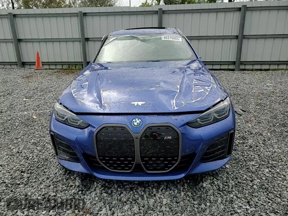 2024 BMW i4 M50 z VIN WBY33AW00RFS45178, wystawiony jako Copart lot #46379085 z przebiegiem Nie podano mil oraz Nie do naprawy • Non repairable. Historia ofert i sprzedaży dostępna na DreamBid. Obrazek 11.