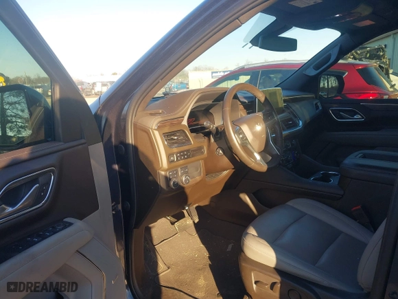 2022 Chevrolet Tahoe Z71 with VIN 1GNSKPKD3NR277652, listed as a IAAI auction lot 41335976 with 42,982 mi miles. Bid and sale history available at carsss.com. Image 5.