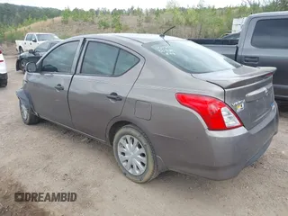 2015 Nissan Versa SV with VIN 3N1CN7AP3FL890625, listed as a IAAI auction lot 41946626 with 100,586 mi miles and . Bid and sale history available at DreamBid. Image 3.