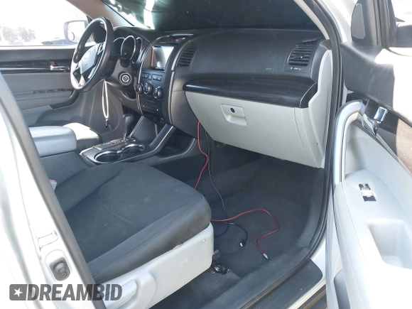 2013 Kia Sorento LX with VIN 5XYKT4A6XDG356336, listed as a IAAI auction lot 42503679 with 236,752 mi miles and . Bid and sale history available at DreamBid. Image 5.