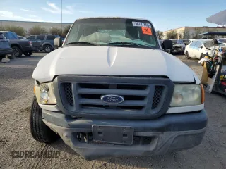 2005 Ford Ranger XL z VIN 1FTYR14UX5PB06420, wystawiony jako Copart lot #50777855 z przebiegiem 171 018 mil mil oraz Szkoda całkowita • Salvage title. Historia ofert i sprzedaży dostępna na DreamBid. Obrazek 5.