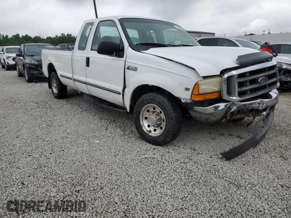 1999 Ford F-250 XL with VIN 1FTNX20S1XEB68189, listed as a Copart auction lot 60920605 with 209,822 mi miles and Salvage title. Bid and sale history available at DreamBid. Image 4.