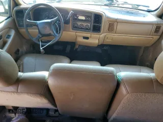 2000 Chevrolet Suburban with VIN 1GNFK16T1YJ183059, listed as a Copart auction lot 66229194 with 0 mi miles and Salvage Title. Bid and sale history available at carsss.com. Image 8.