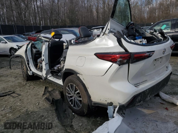 2020 Toyota Highlander LE with VIN 5TDBZRBH0LS507455, listed as a Copart auction lot 48161015 with Not provided miles and Non repairable. Bid and sale history available at DreamBid. Image 2.