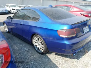 2008 BMW 3 Series 328i с VIN WBAWB33578P132461, выставлен на аукционе IAAI как лот 42608515 с пробегом 105 527 миль миль и . История ставок и продаж доступна на DreamBid. Изображение 3.