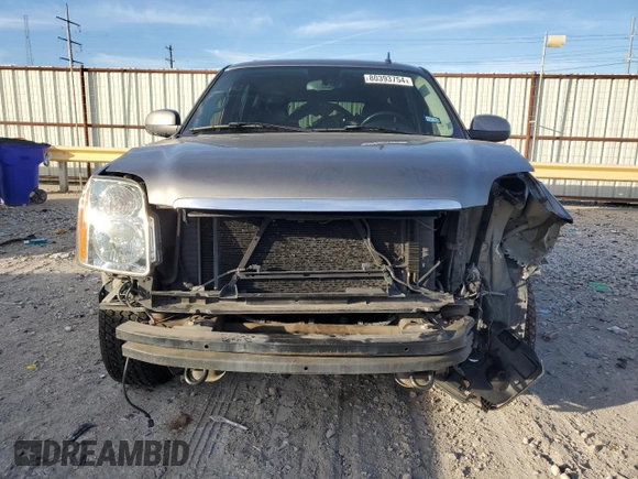 2008 GMC Yukon XL SLT with VIN 1GKFC16J98R132323, listed as a Copart auction lot 80393754 with 259,620 mi miles and Salvage Title. Bid and sale history available at carsss.com. Image 5.