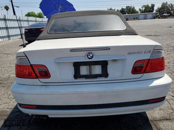 2004 BMW 3 Series 325Ci with VIN WBABW33484PL29739, listed as a Copart auction lot 65087934 with 121,581 mi miles and Salvage Title. Bid and sale history available at carsss.com. Image 6.